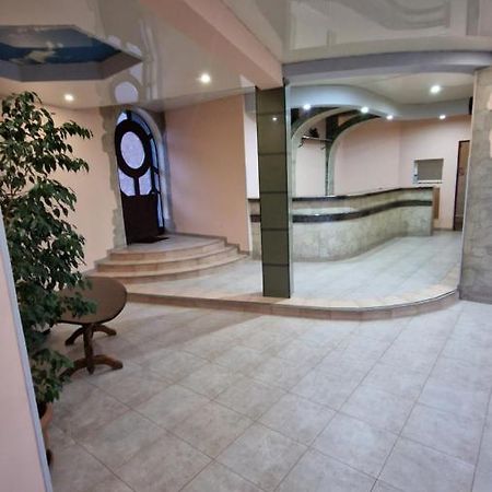 Polo Otel Erivan Dış mekan fotoğraf