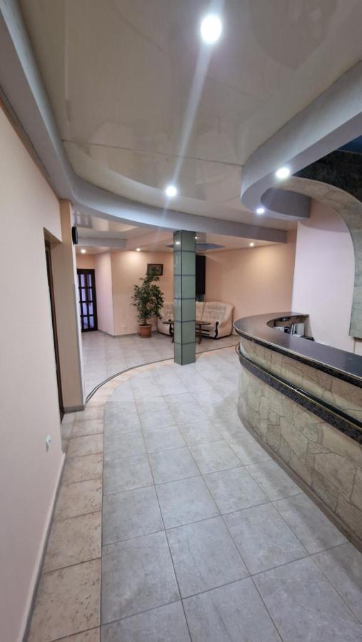 Polo Otel Erivan Dış mekan fotoğraf
